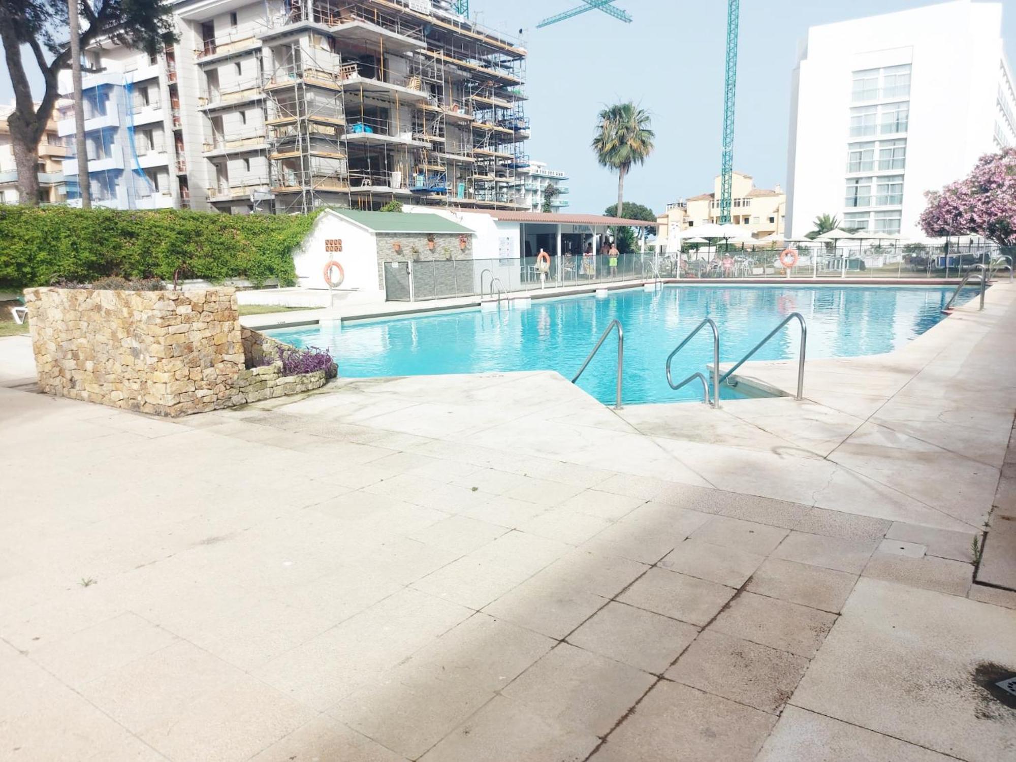 Estudio Luminoso En Puerto Marina 베날마데나코스타 외부 사진